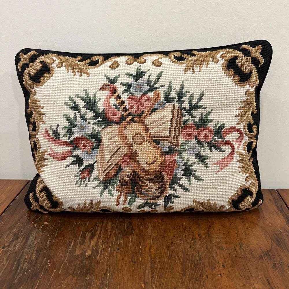 Handmade Needlepoint Pillow Violin Black Gold Velvet Zipper Back 15x11